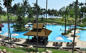 Bintan Lagoon Resort 5*